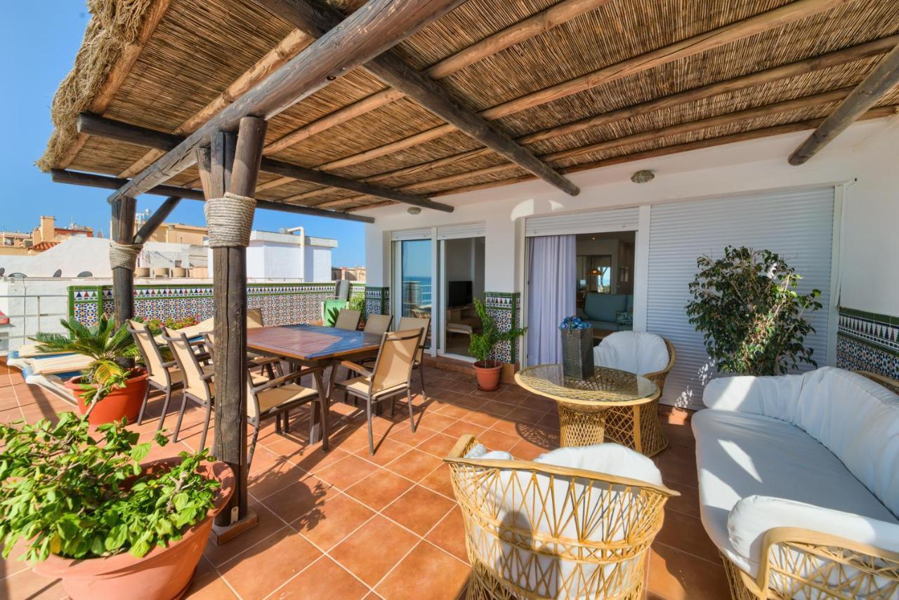 Holidays2Fuengirola Duplex With Stunning Sea View, Terraces,1St Line Beside Port 外观 照片